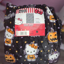 Hello Kitty Halloween Blanket 🎃 