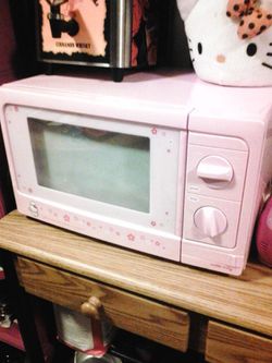 Hello Kitty mini-microwave & coffee maker.  Hello kitty kitchen, Hello  kitty merchandise, Hello kitty appliances
