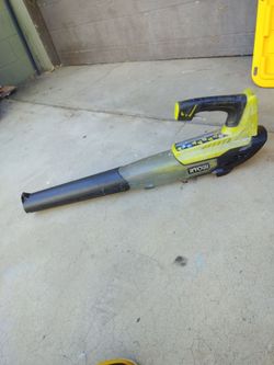 Ryobi 18V Lithium 1.5Ah Battery, blower and a second battery