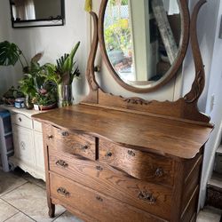 Vanity 
