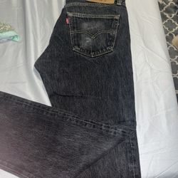 Men Levi’s 501 