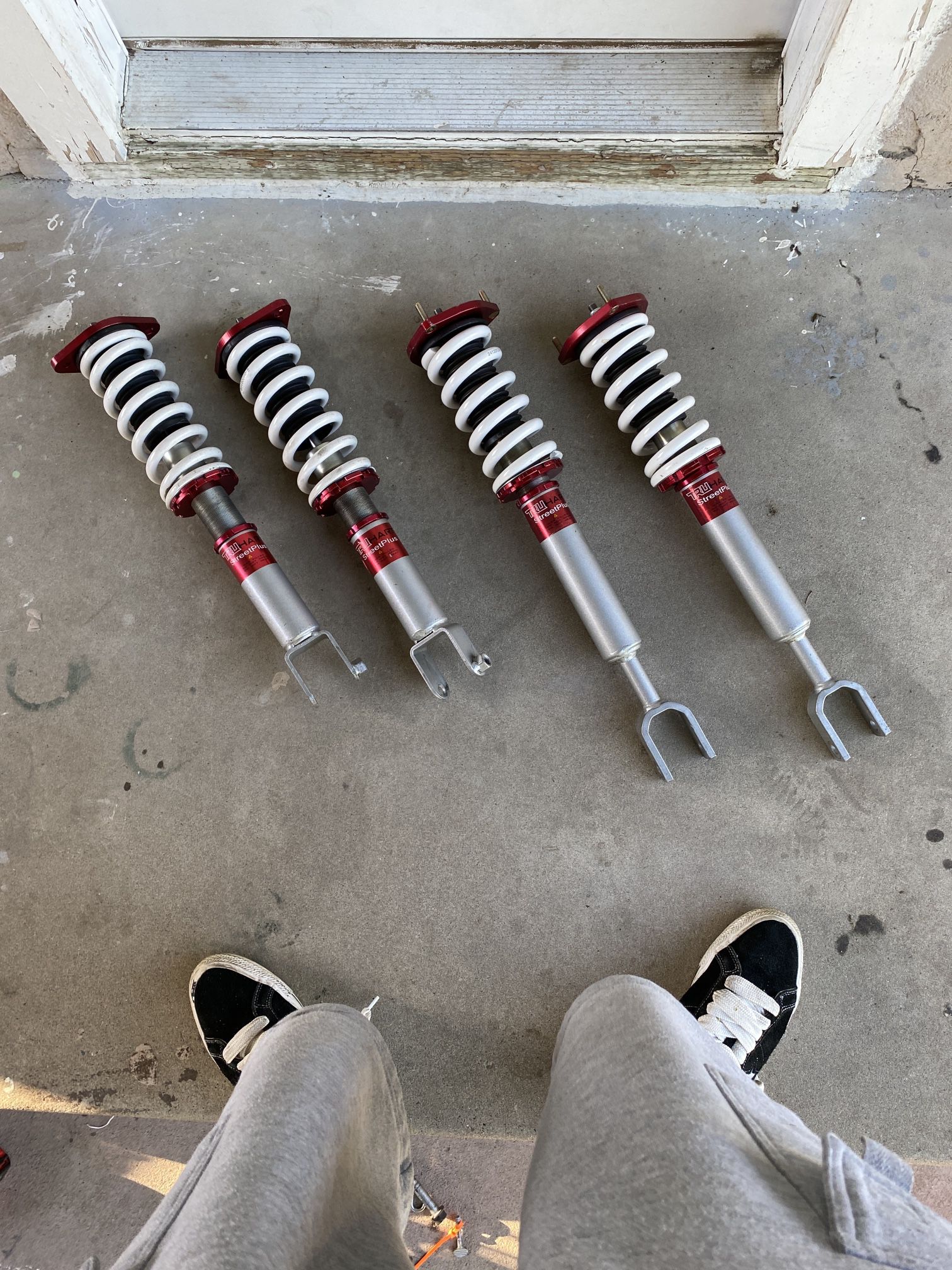 G35 / 350z Truhart Coilovers 