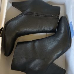 Black Booties 6.5