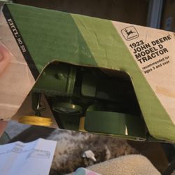 Ertl Diecast 1923 John Deere Model D Tractor 