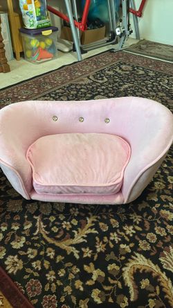 Princess Dog Bed