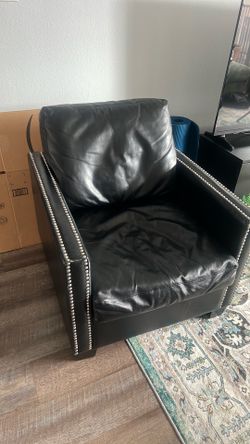 Comfy Faux Black Leather Chair - $10
