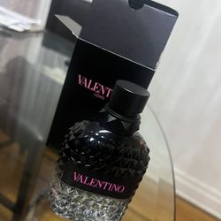 Valentino Perfume 