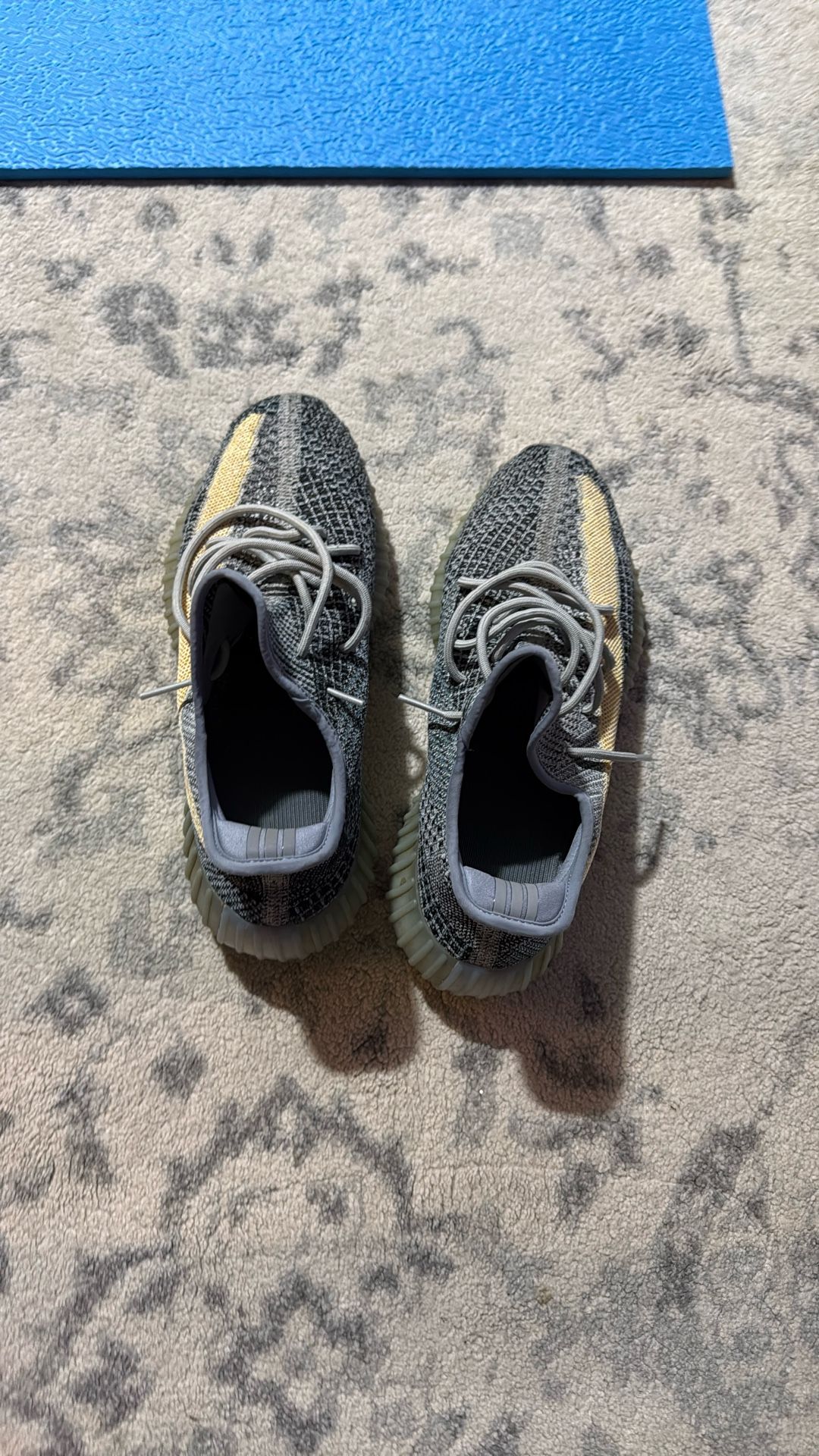 Yezzy