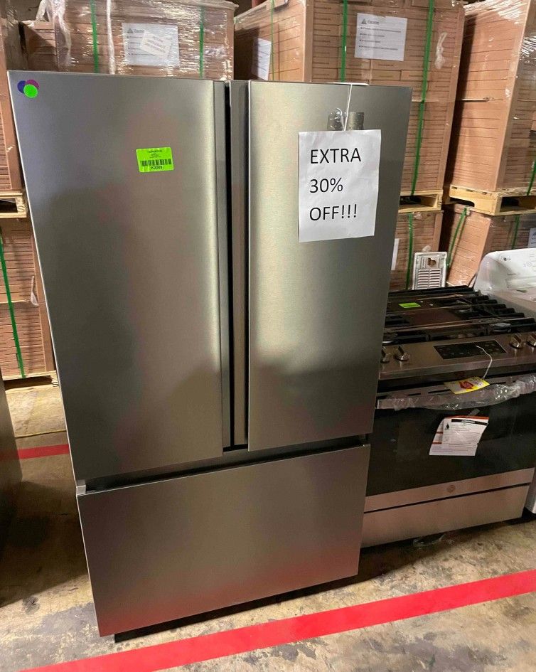 hisense hrf266n6cse 26.6cu ft french door refrigerator for Sale in