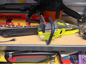 RYOBI 14 in 40 volt BRUSHLESS CHAIN SAW NO BATTERY
