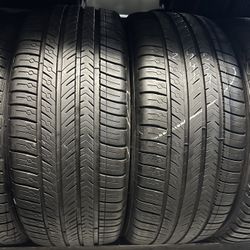 PAIR OF TIRE 245 45 19 MICHELIN 85% LIFE