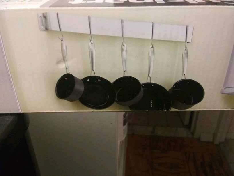 CUSINART WALL MOUNTED POT RACK