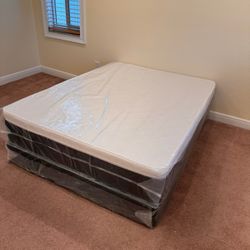 Queen mattress pillow top set with box spring (2pc - new) 