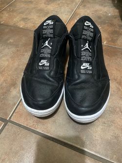 Zapatos Nike Air Jordan  zise 12 color negro y blanco
