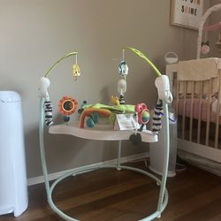 Fisher-Price Jumping Jungle Jumperoo – BRAND NEW, NEVER USED!