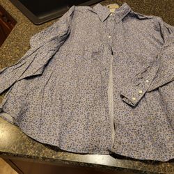 Women 26w/28w (4XL) BCI blue floral long sleeve button up Lot 13