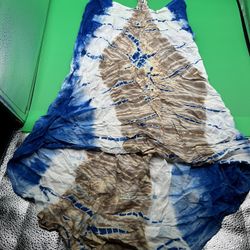 Blue Life Summer Top Size Small