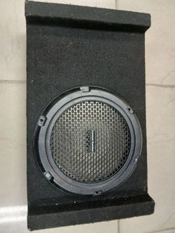 10" Harman kardon speaker on Kenwood box 19.5x  12"