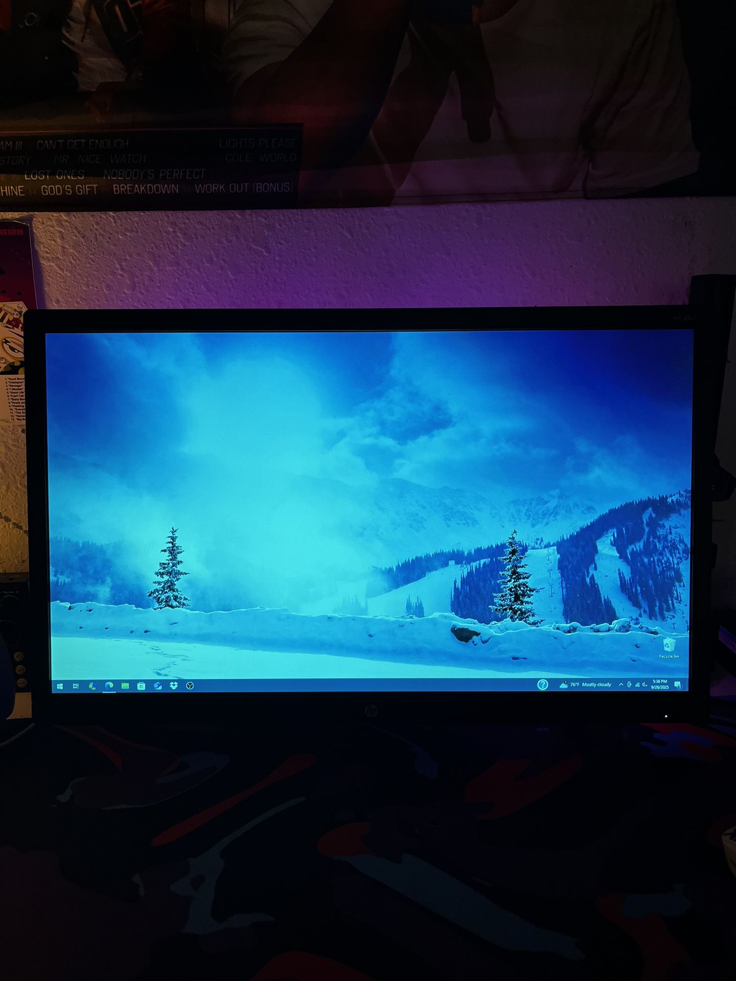 MONITOR HP 22 Uh