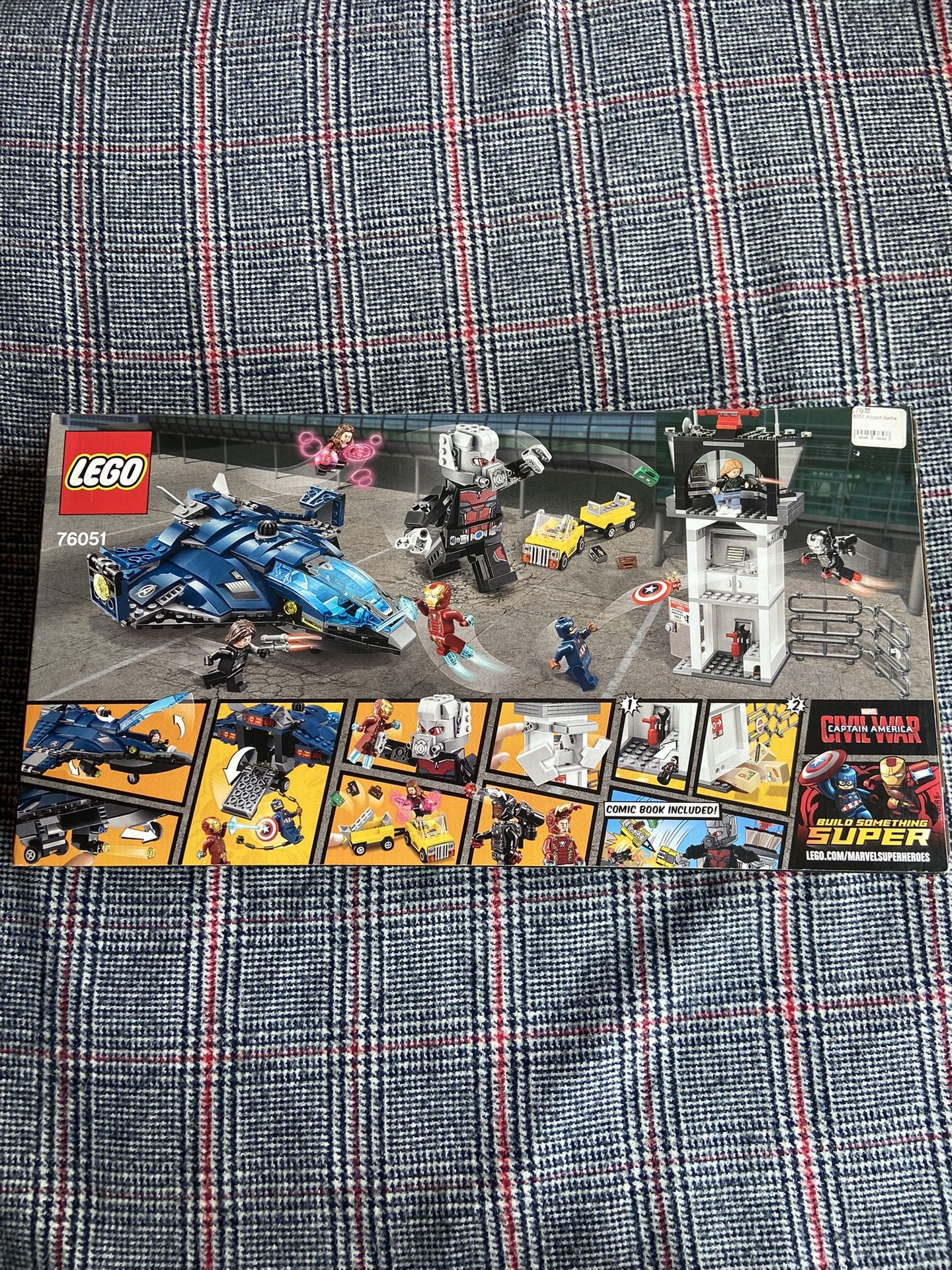 Lego Set Super Hero Airport Battle 76051. (retired 2016)