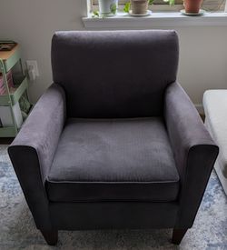 Textured Armchair with Tapered Wood Legs
