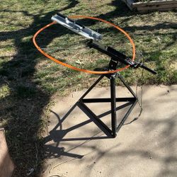 Clay Pigeon Thrower