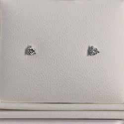 .10ct Total Diamond Earrings