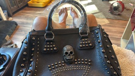 Skull purse