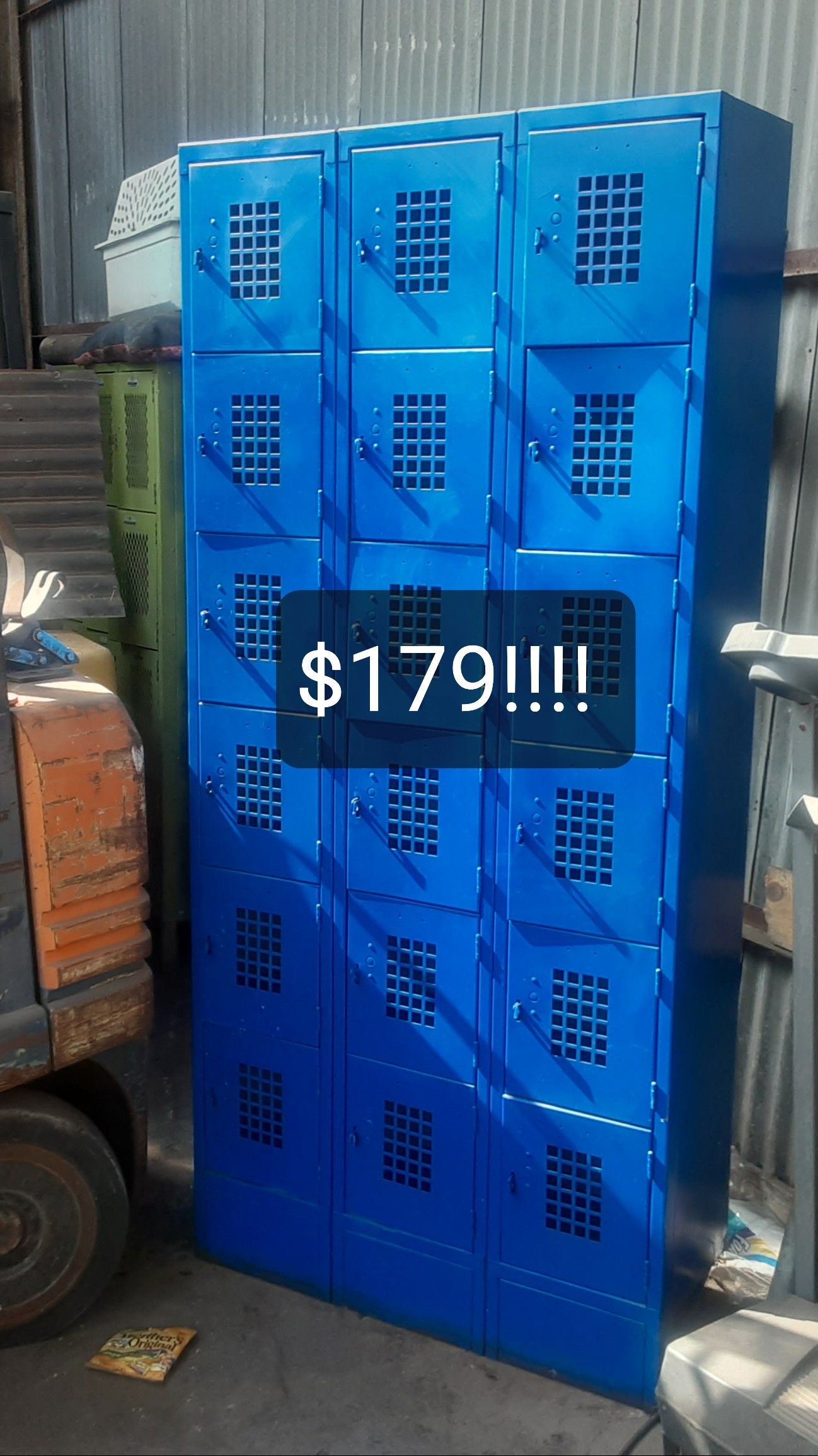 EMPLOYEE LOCKERS $179!!! "18" SECURITY SECTIONS $179!!! DODGER BLUE!!! WHOLESALE HURRY!!!...COMPANY PAID $450!!! HURRY