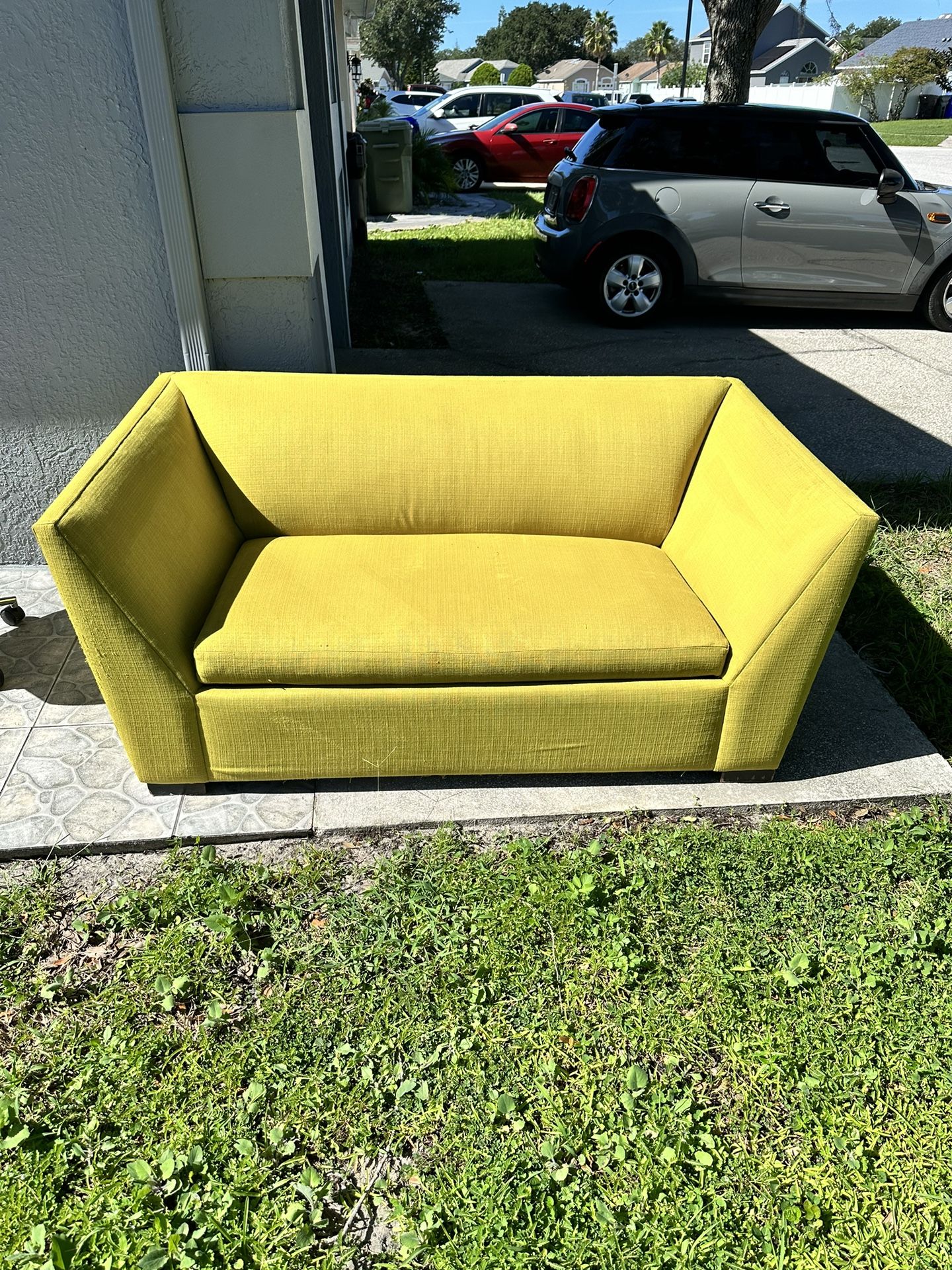 Beautiful lime green couch sofa