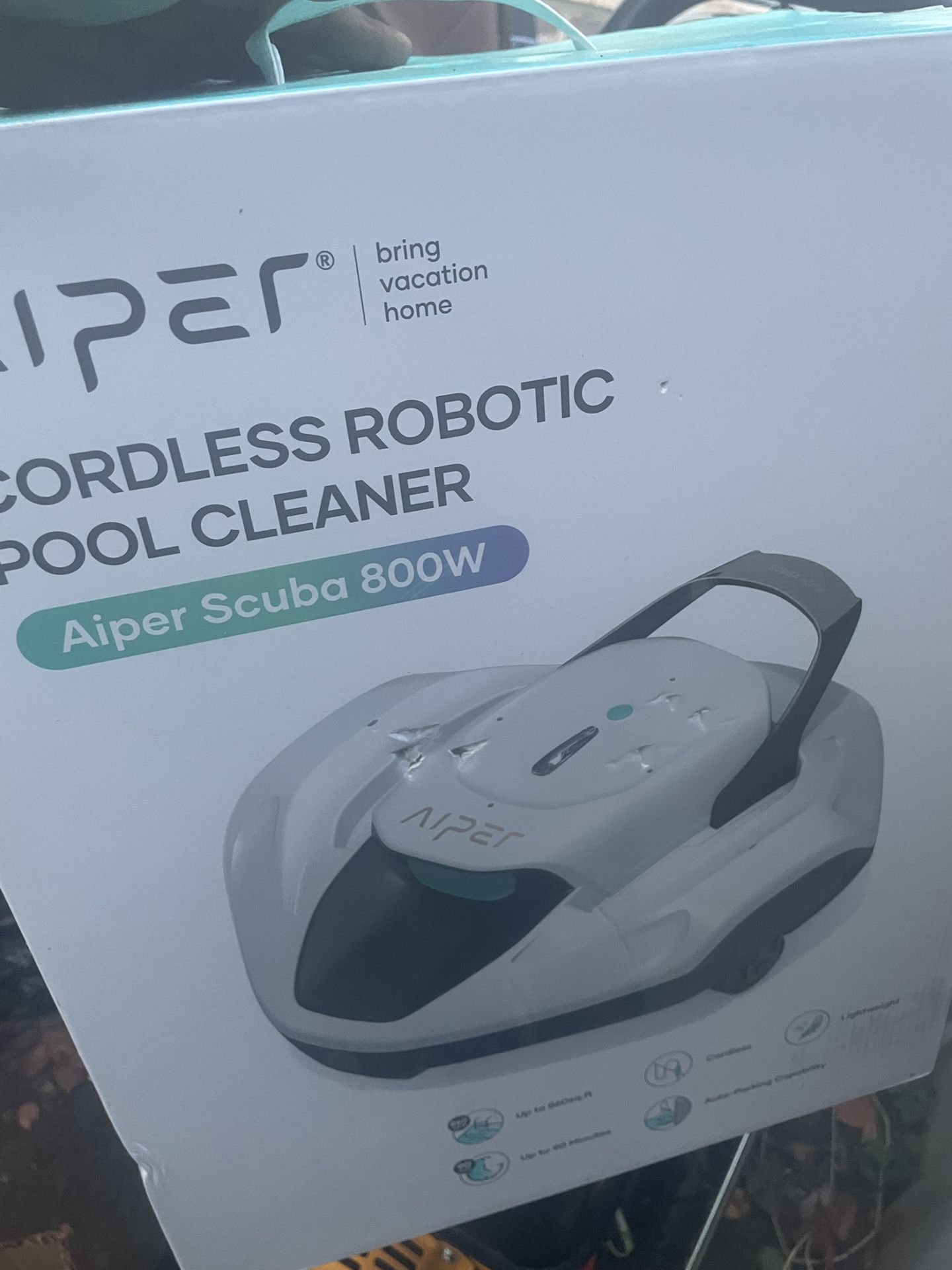 (above ground pool ) cordless robot