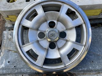4 Vintage Original 240z Hub Caps.
