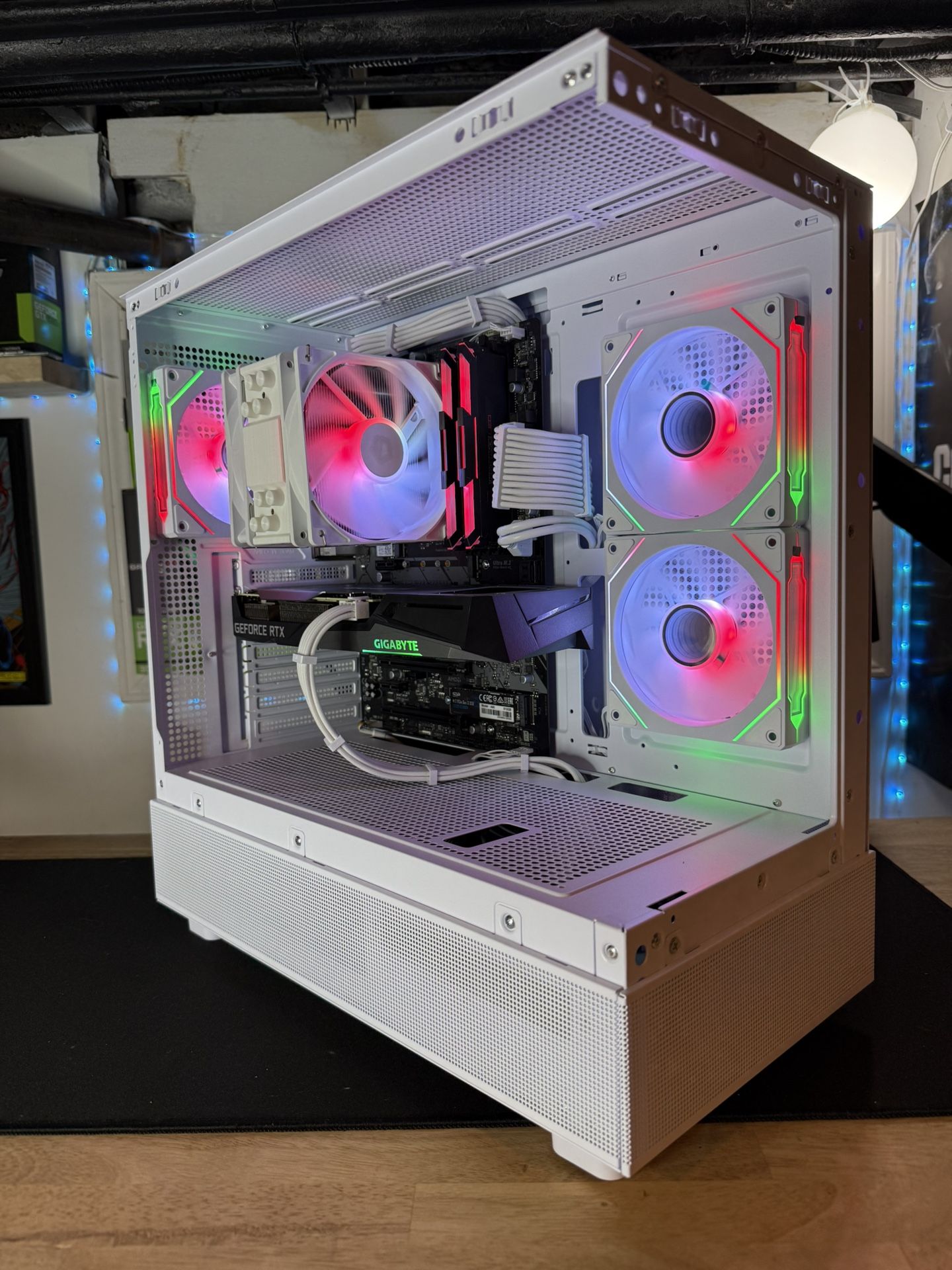 White I7 And RTX3060 (mid Range Gaming Pc)