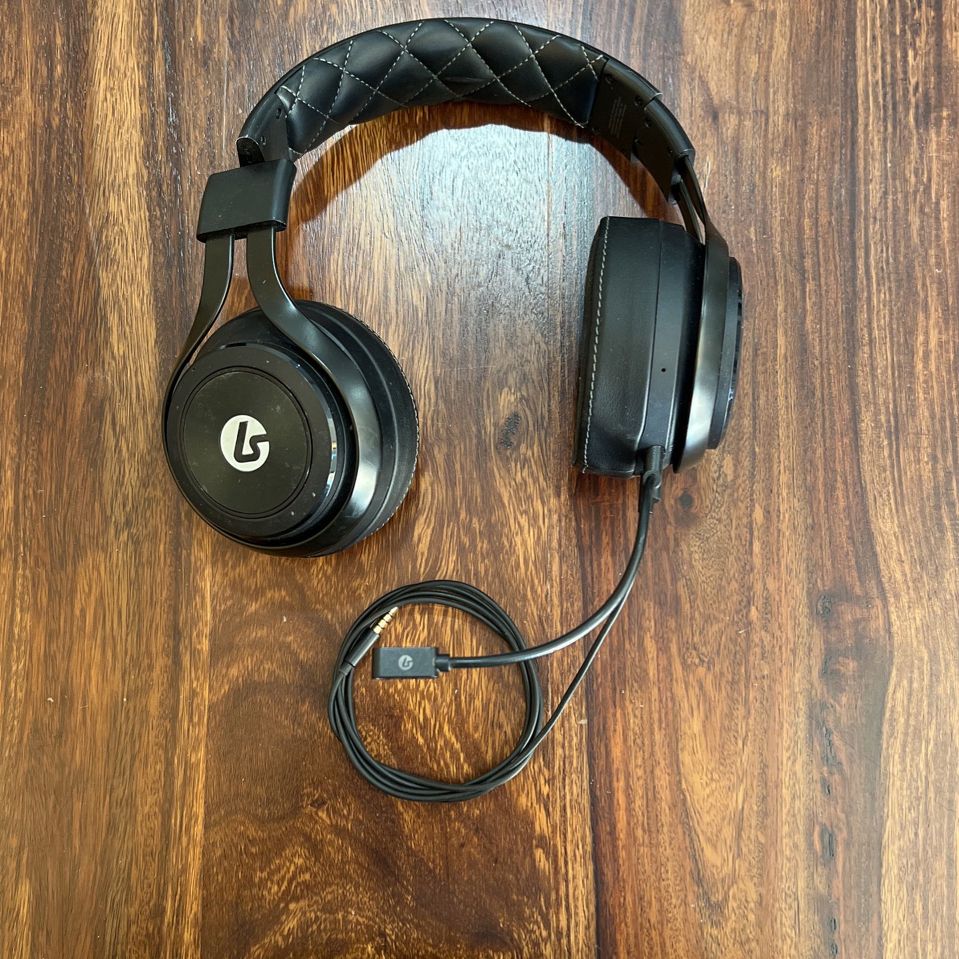 LucidSound Headphones With Mic