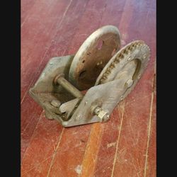 Hand operated winch do not have the handle