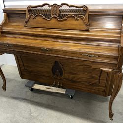 Wurlitzer 2760 Piano With Matching Bench