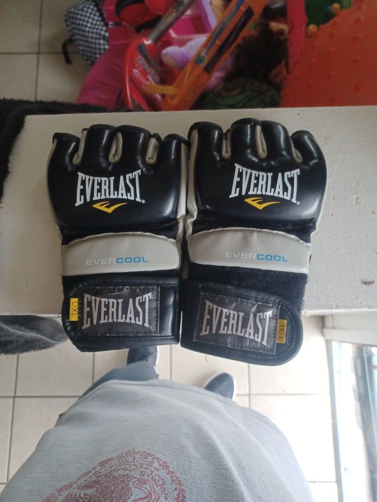 new ufc mma gloves