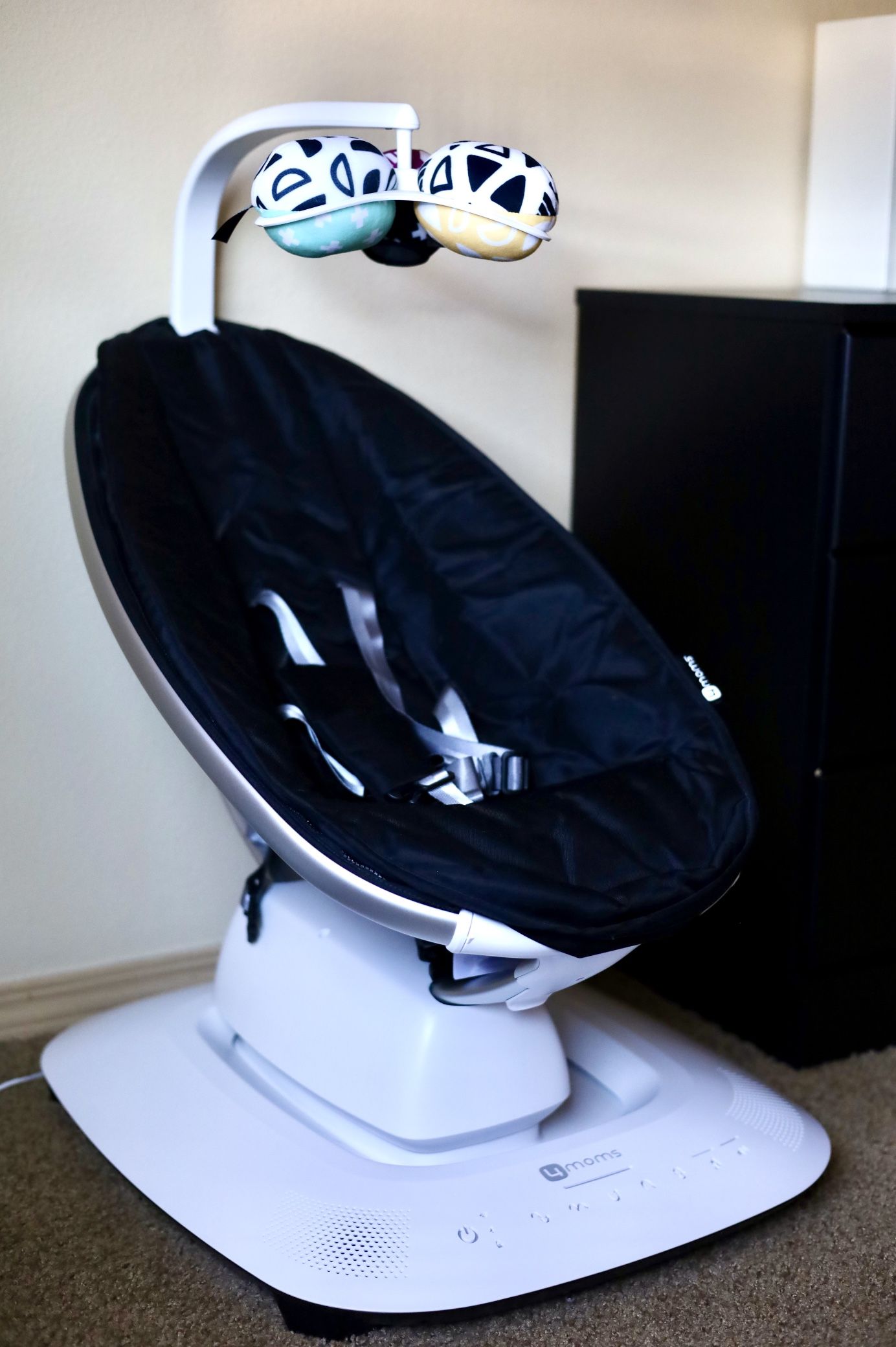 4moms MamaRoo Baby Swing Like New