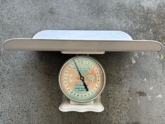Vintage Nursary Scale