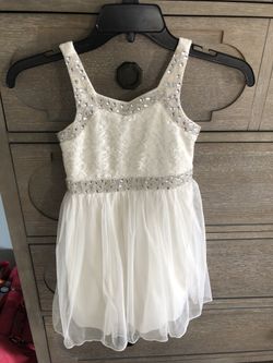 Girls size 5 dress