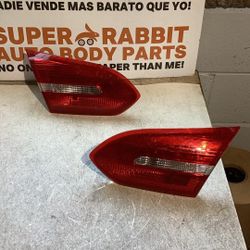 2015 Focus Tail Light Inner Pair Driver Passenger OEM 2018 