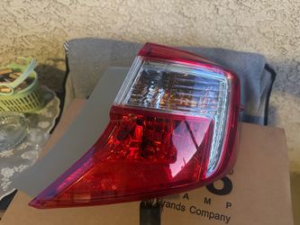 2012-2014 Toyota Camry tail light