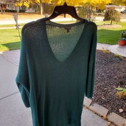 Ladies Express Sweater, Size Lg