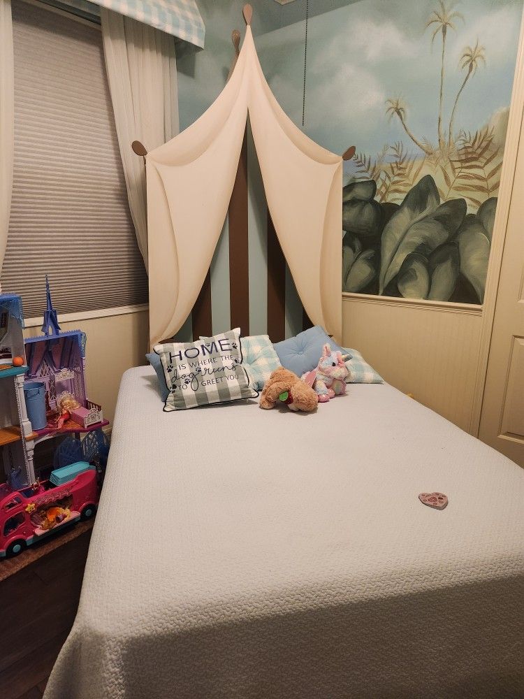 Custom Made Solid Wood Girls Princess Bedroom Set
