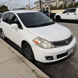 2011 Nissan Versa 