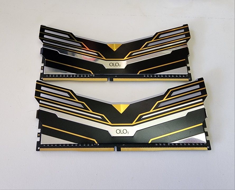 Oloy DDR4 RAM 16gb 3200mhz Warhawk