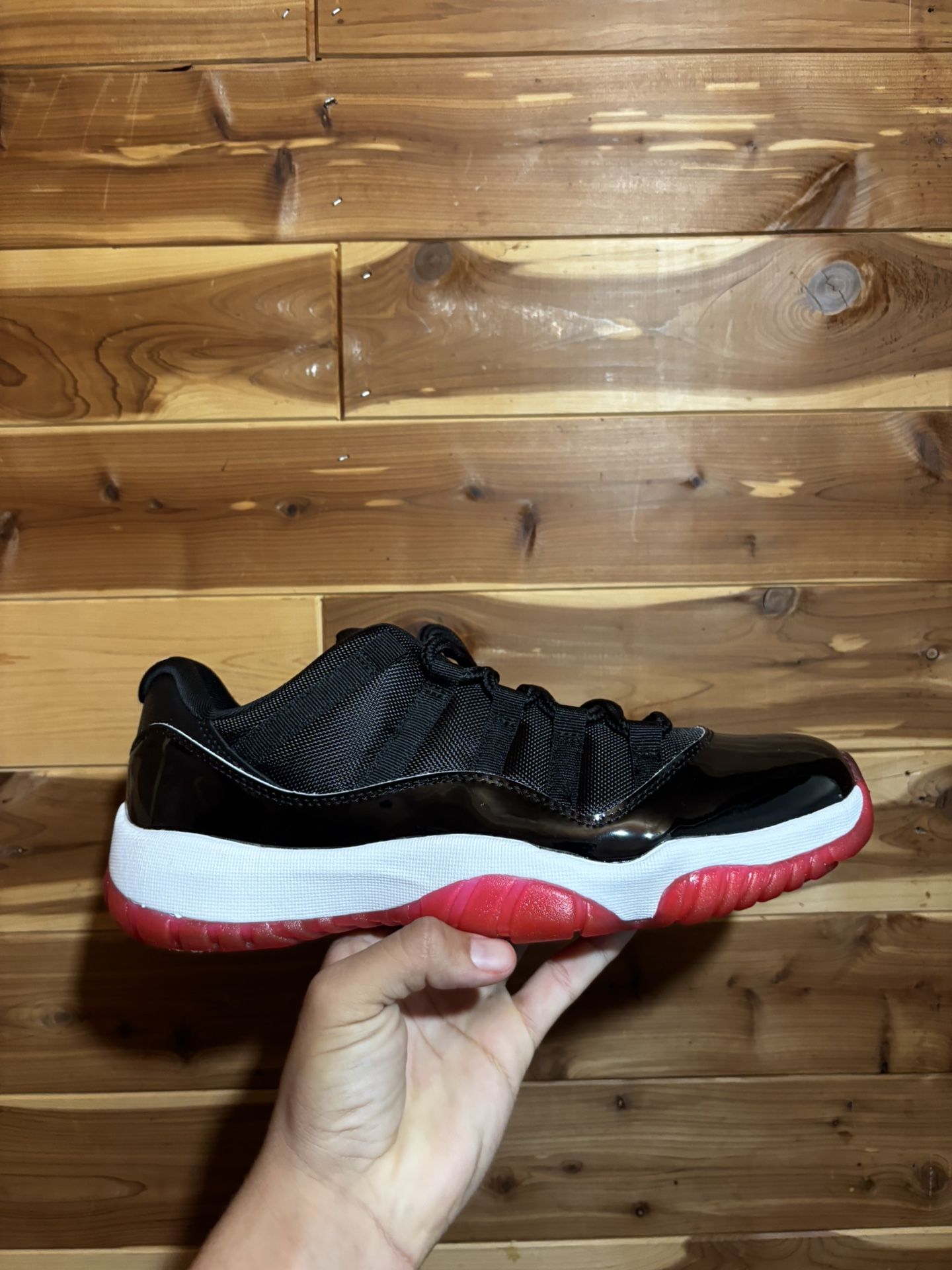 Jordan 11 Bred Low Size 11