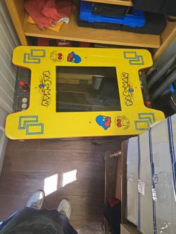 Pacman arcade brand new with manual