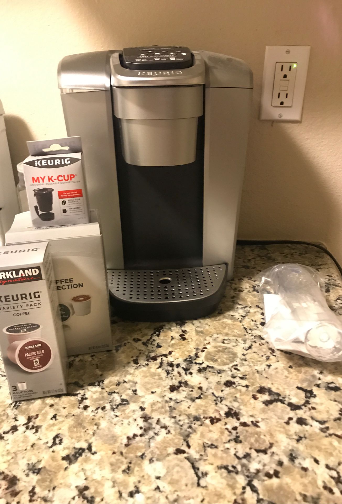 Keurig Coffee Maker (Brand New)