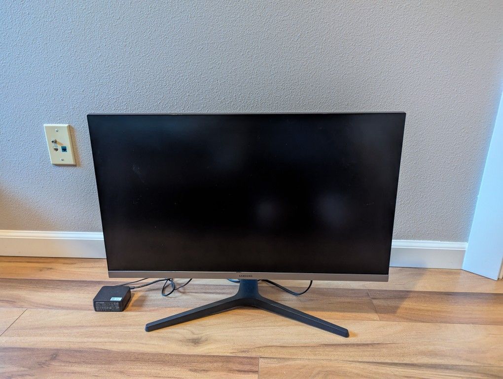 Samsung UR550 28" UHD Monitor, 16:9 Aspect Ratio 60hz 4k Resolution